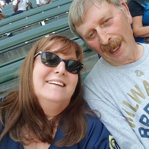 Meet your Posher, Marilyn